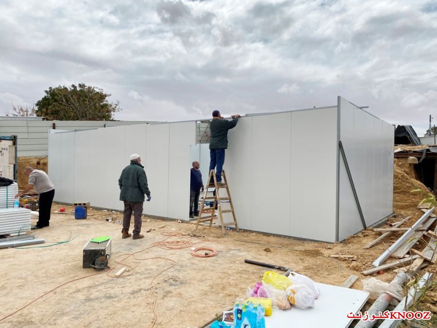 بالصور : أهالي عارة وكفرقرع يبنون بيتا لعائلة منكوبة من النقب